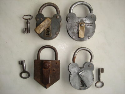 Cadenas Anciens Fer Forge Antique Price Guide Details Page