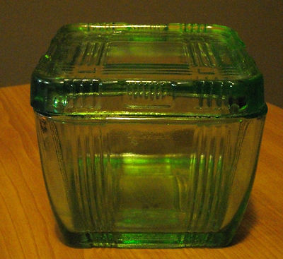 Vintage Hazel Atlas RARE Green Depression Glass Criss Cross