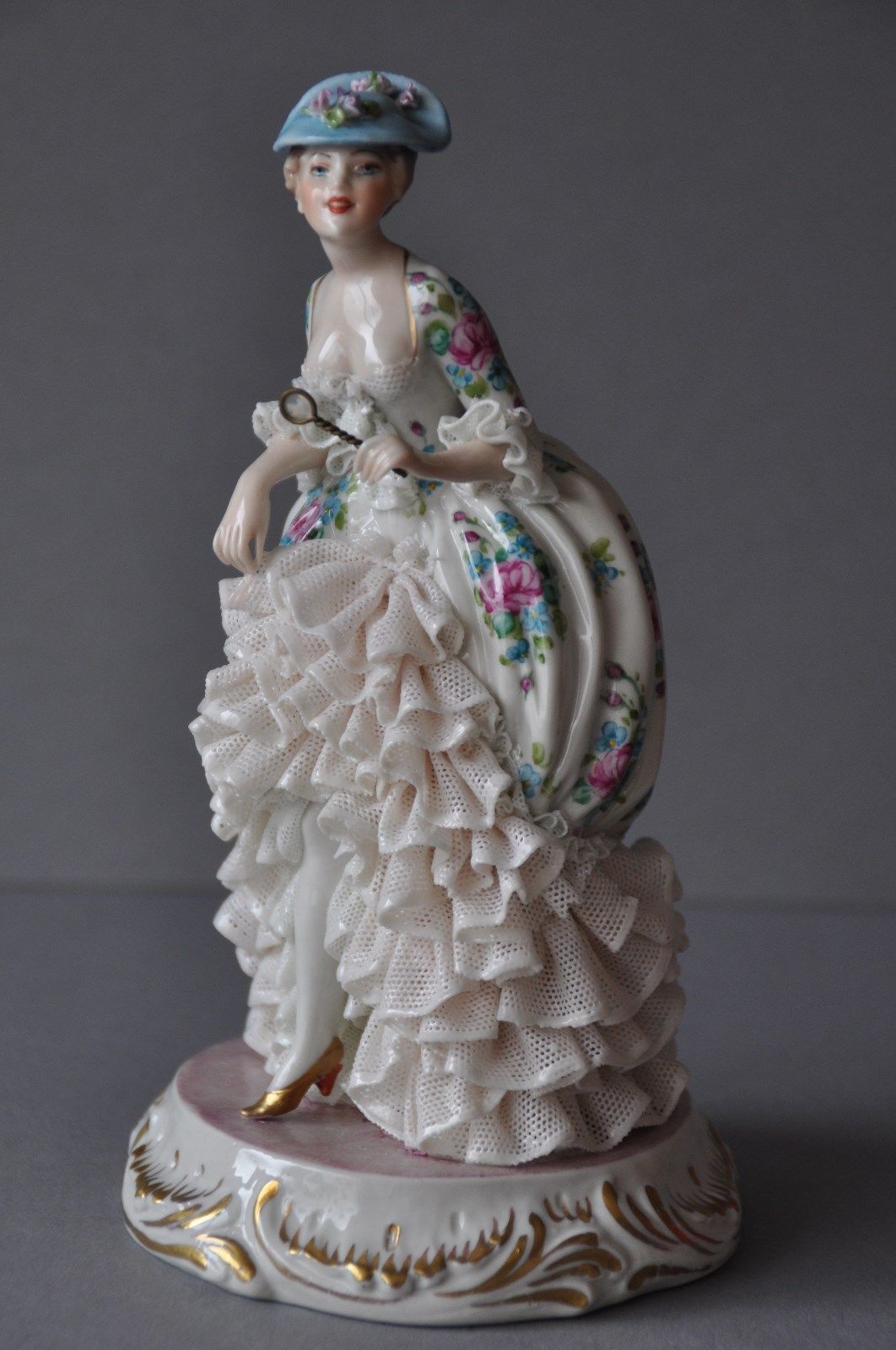 Beautiful Luigi Fabris Lace Porcelain Figurine With Monocle Capodimonte