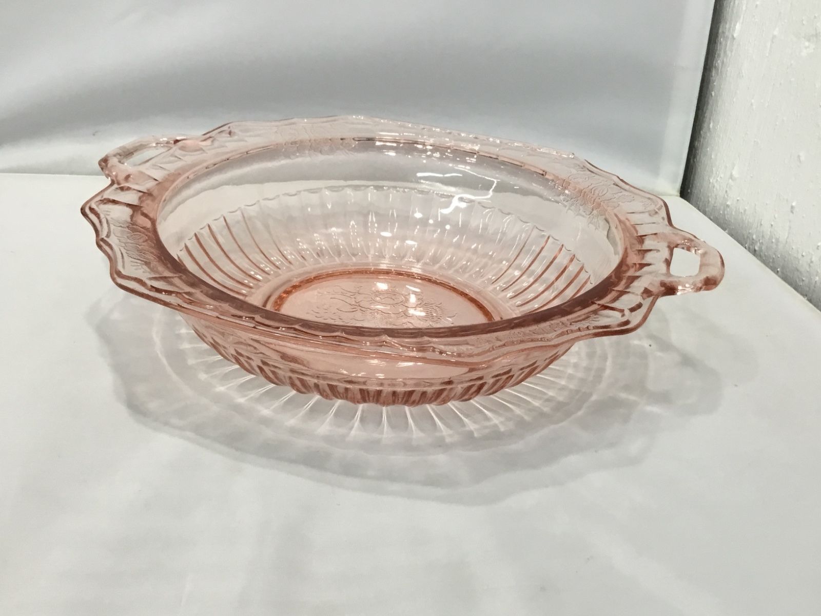 vintage-depression-glass-mayfair-open-rose-pink-10-round-vegetable