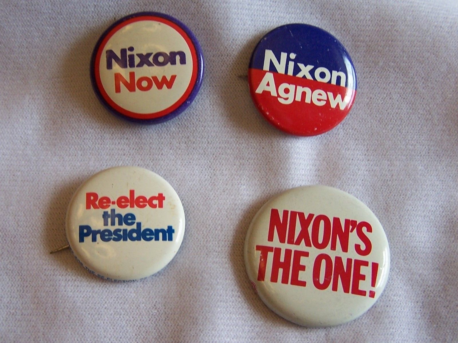 Set Of Richard Nixon Pinbacks From Campaigns Antique