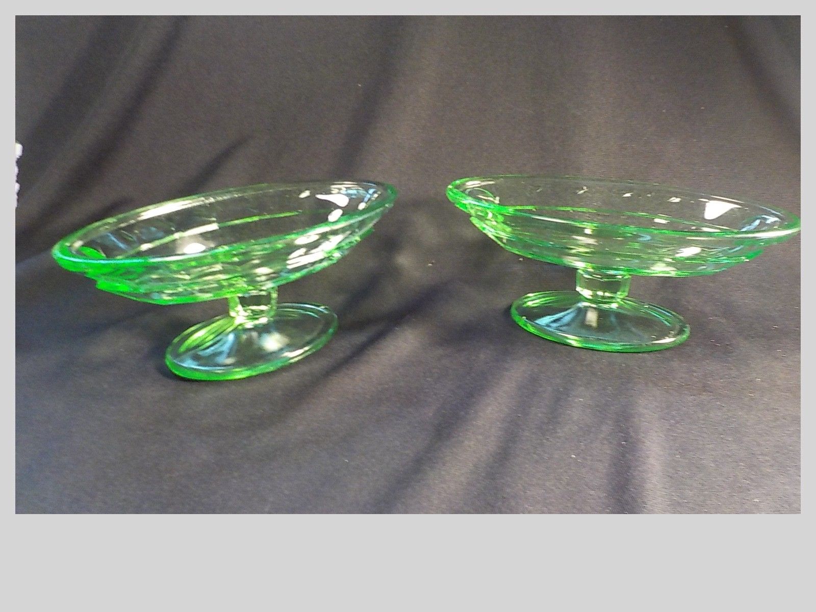 2 Vintage Green Depression Glass Footed Banana Split Sundae Ice Cream