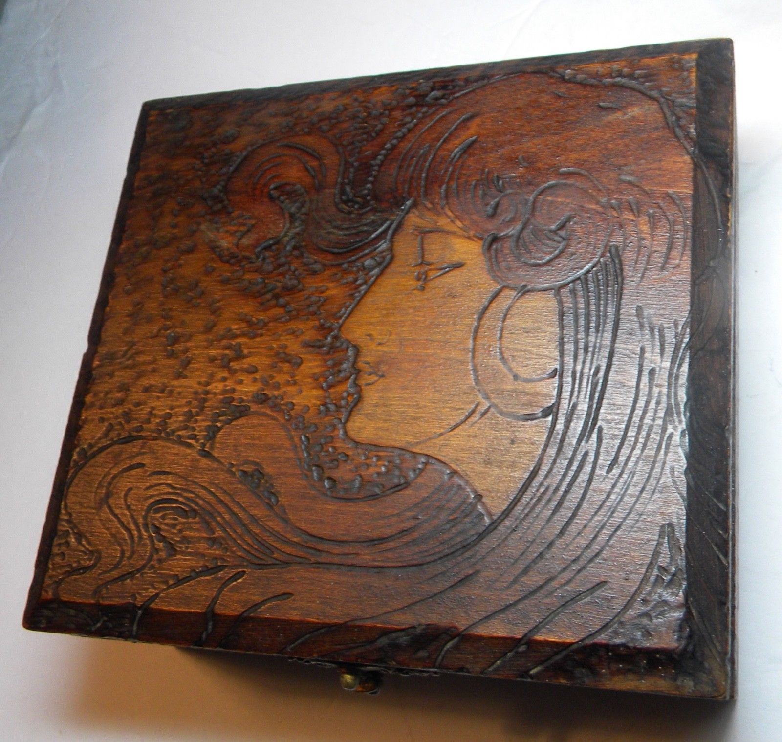 Antique Hand Carved Wood Box Woman Flowing Hair Pyrography Tramp Hobo