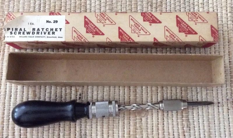 VINTAGE MILLERS FALLS No 29 SPIRAL RATCHETING SCREWDRIVER IN ORIGINAL