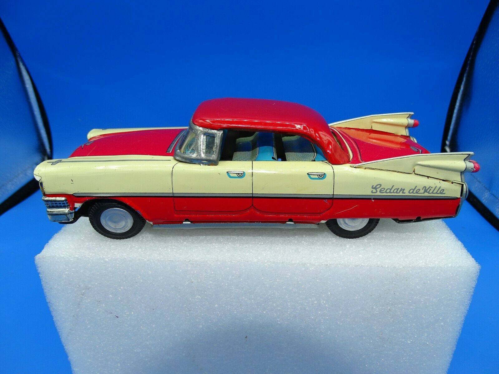 Vintage 1959 Tin Litho Cadillac Sedan Deville Friction Toy Car Made In