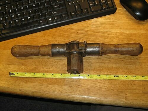 Great Grandfathers MILLERS FALLS No 4 Ratcheting T Handle Auger