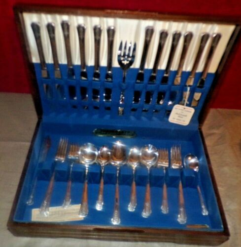 Vintage Oneida Tudor Silver Plate Fortune Silverware Pcs W Box