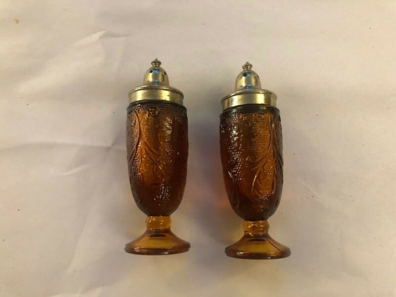 Set Of Tiara Indiana Vintage Sandwich Glass Amber Salt Pepper Shakers