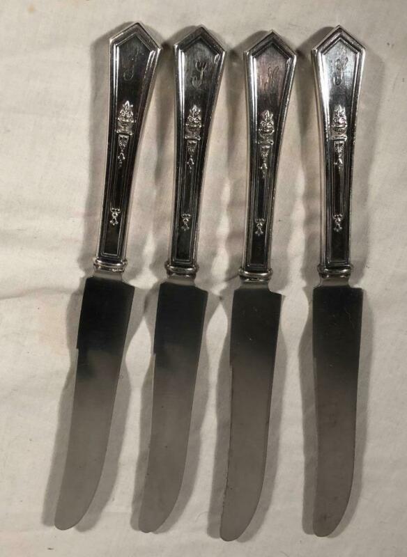 4 VINTAGE 1920 ROGERS XII SILVERPLATE DINNER KNIVES LA TOURAINE PATTERN