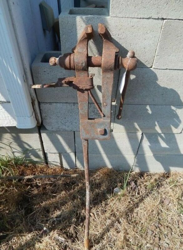 Vintage English Blacksmith Post Leg Vise Tool Antique Price Guide