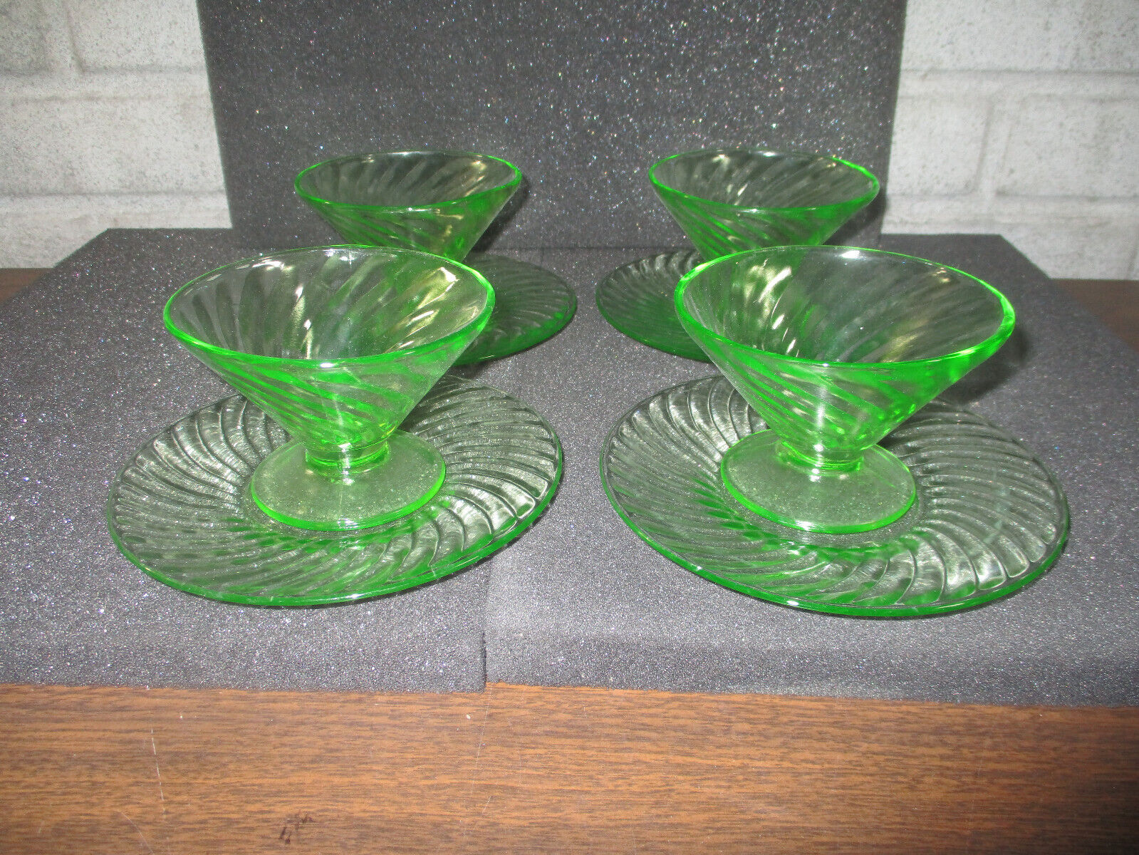 Uranium Federal Green Depression Swirl Sherbet Glass Cup Set Of 4