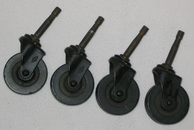 Antique Furniture Wheels on Set Of 4 Antique Swivel Casters   Furniture Wheels Completed