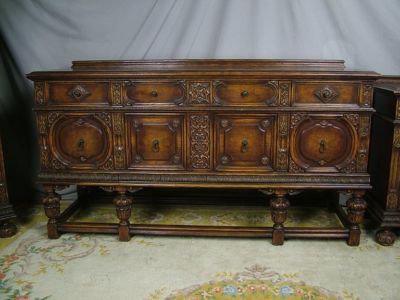 Identifying Antique Furniture on Antique Furniture Price Guide