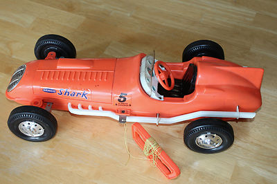 remco shark car