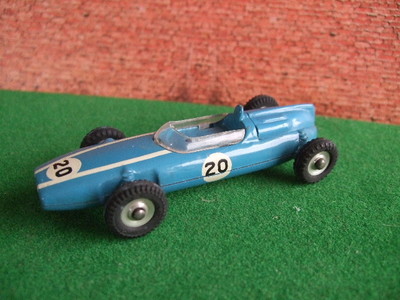 dinky toys cooper racing car 240